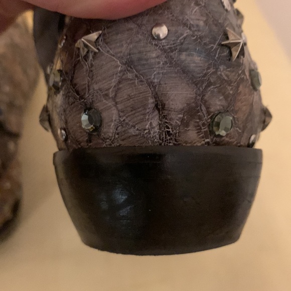 EUC Jimmy Choo for H & M shoes - Picture 11 of 12